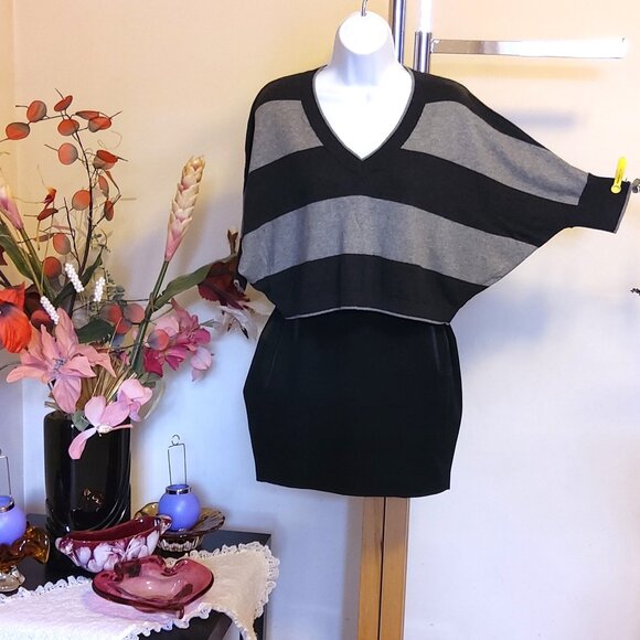 NWOT Kensiegirl Women’s V Neck Casual Work Knit Sweater Batwing Sleeve Loose Top - Picture 2 of 7